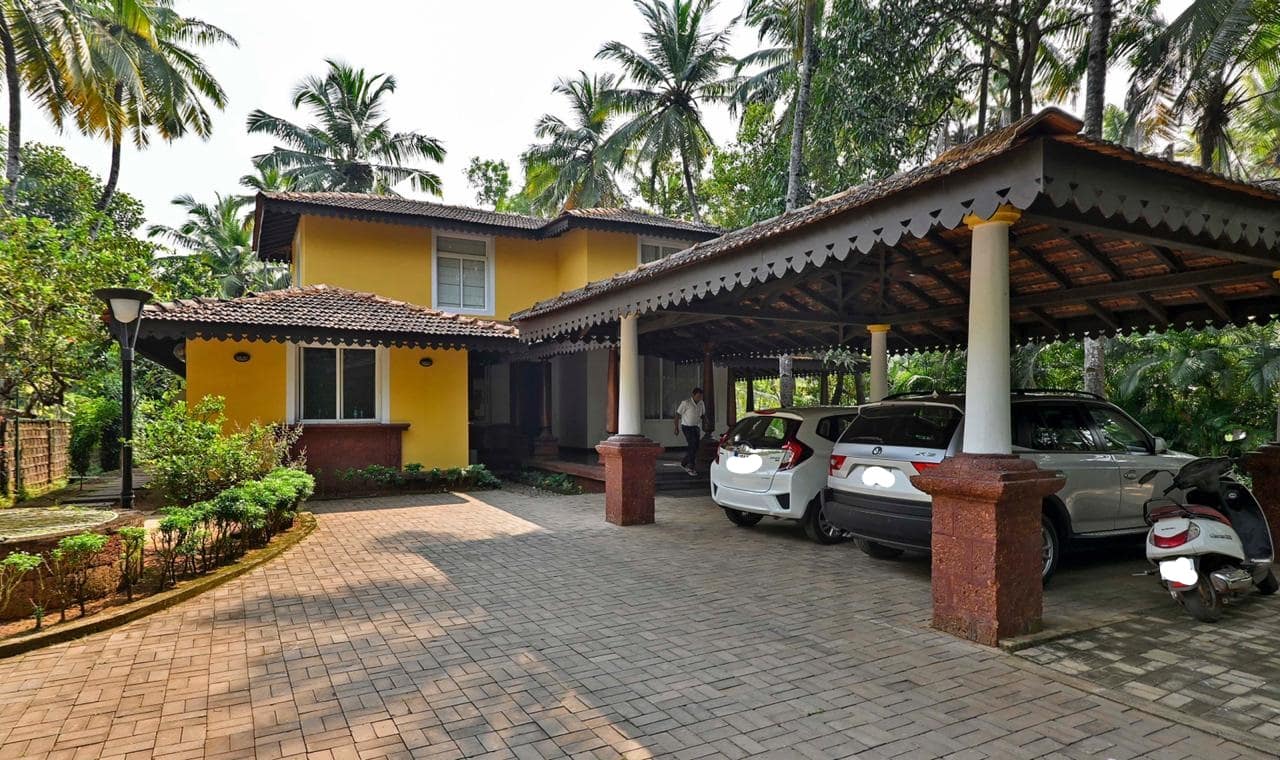 4 BHK for sale Utorda